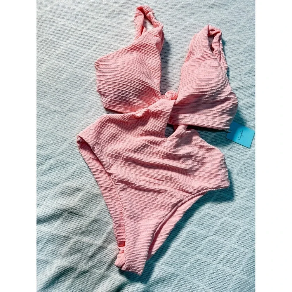 Cupshe Blush Twist One-Piece Swimsuit  pink‎ size L